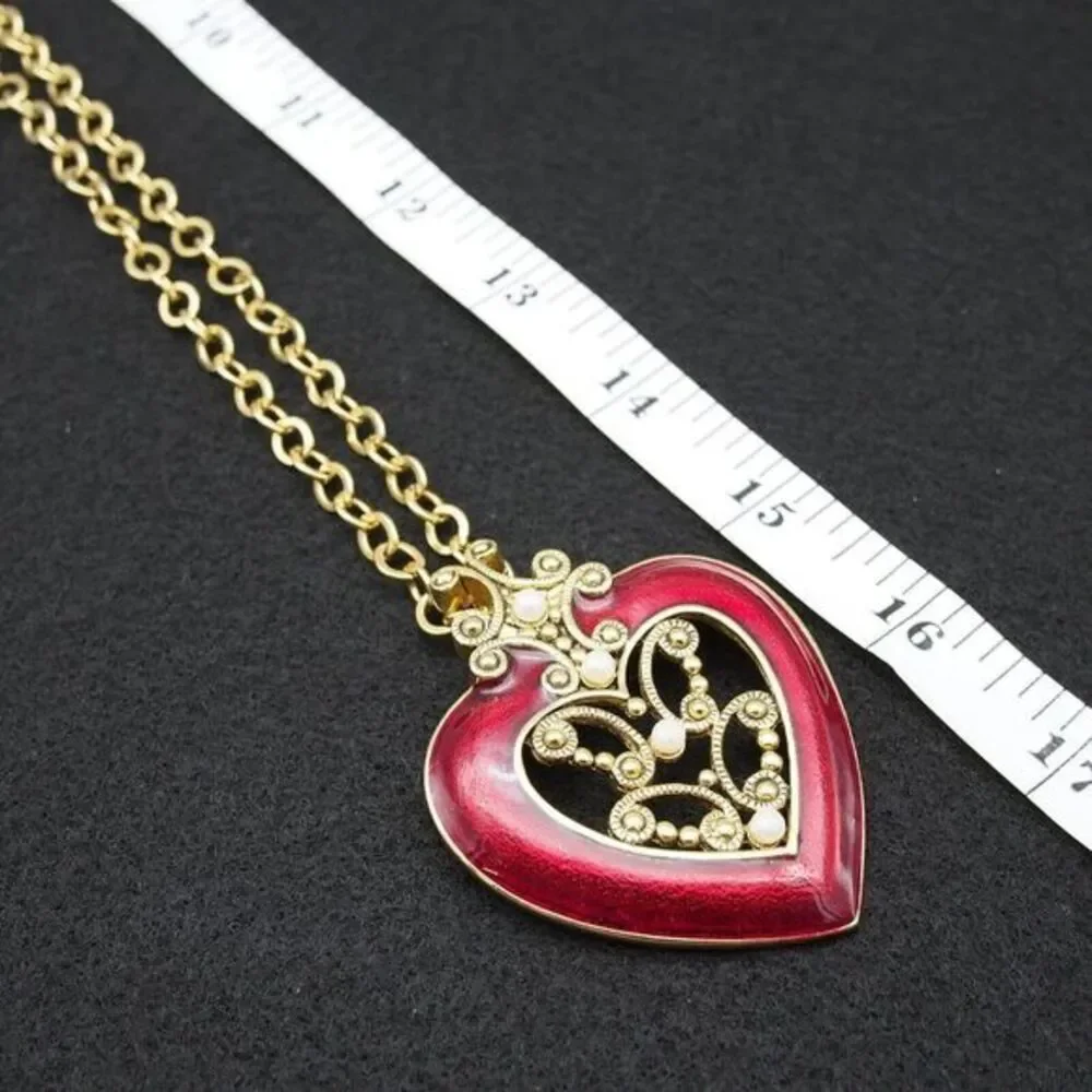 1990s Avon Romantic Heart Pendant Necklace - Picture 7 of 8